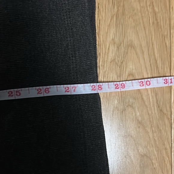 Vintage outline sweater - Picture 6 of 6